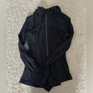 NWOT Lululemon hooded define jacket Nulu - size 4